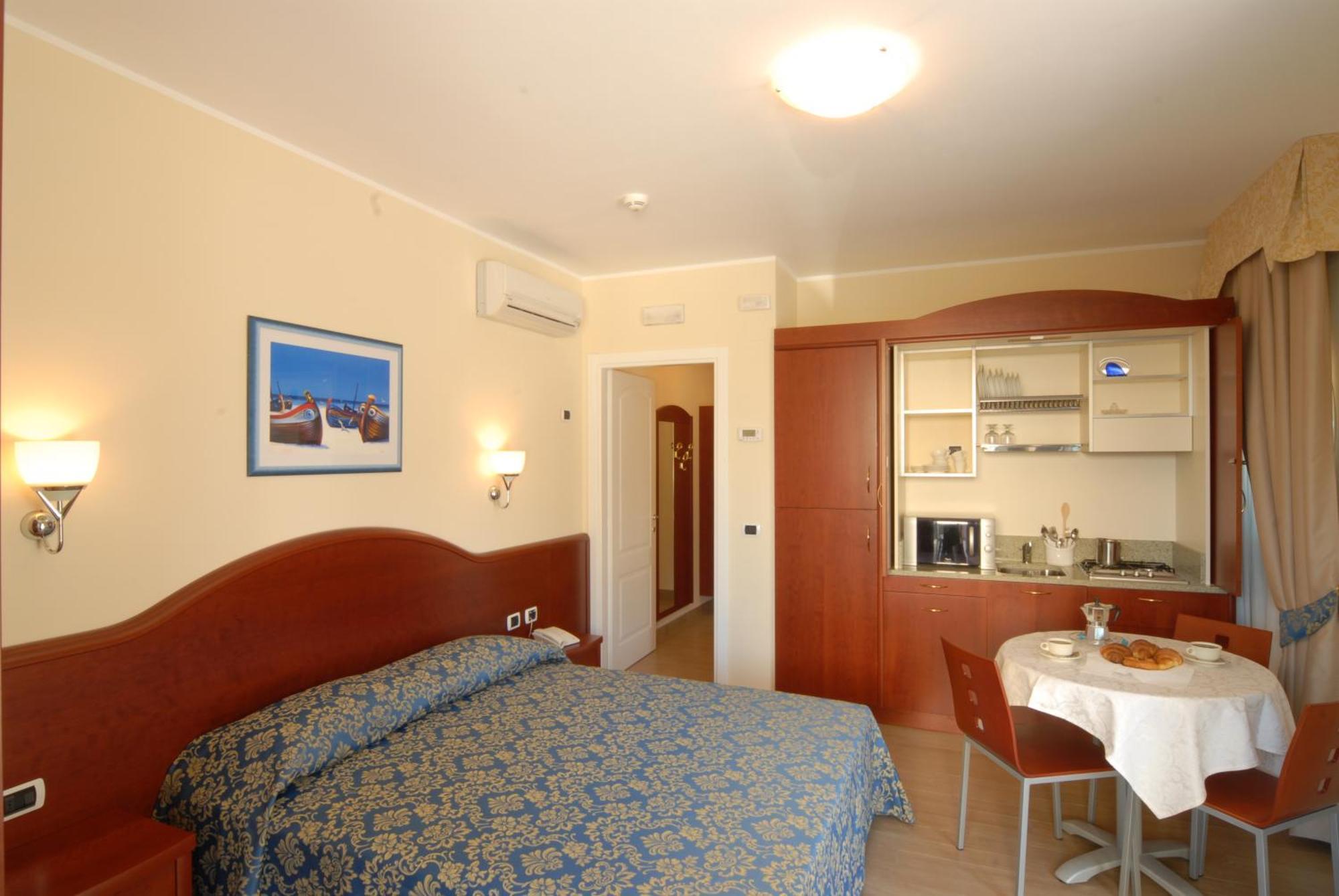 Residence Costa Smeralda Grottammare Exterior foto